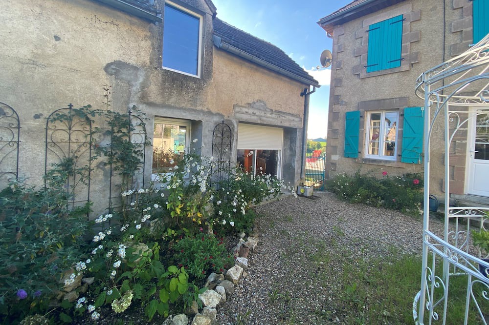 Photo of Outdoor in Ternant