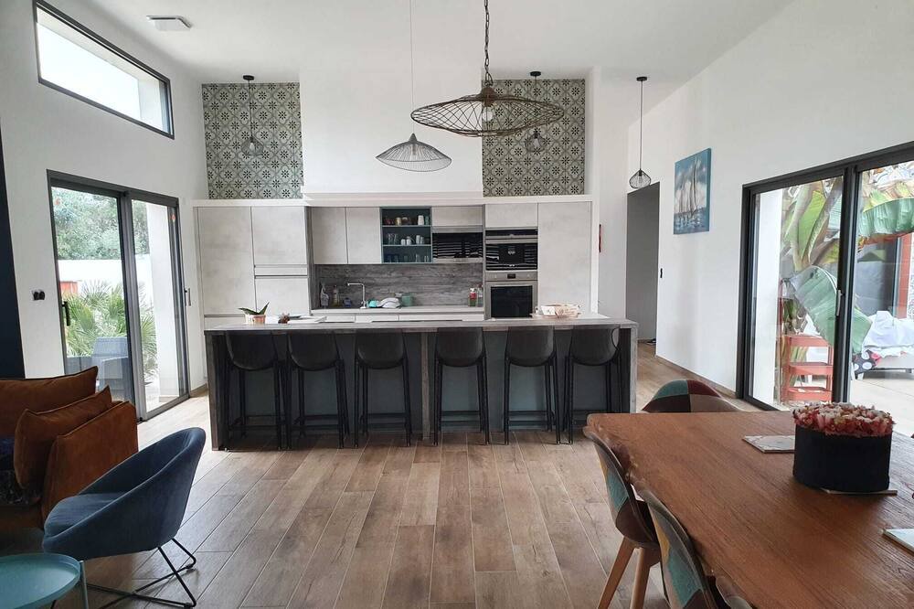 Photo of Kitchen in Lezignan-la-Cebe