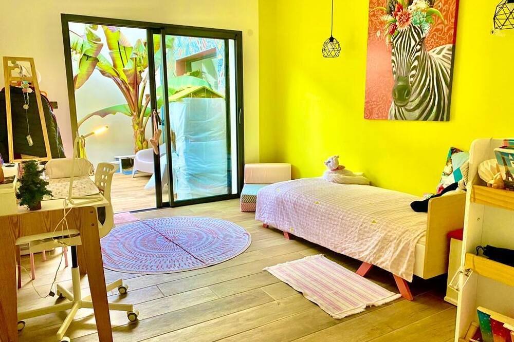 Photo of Bedroom in Lezignan-la-Cebe