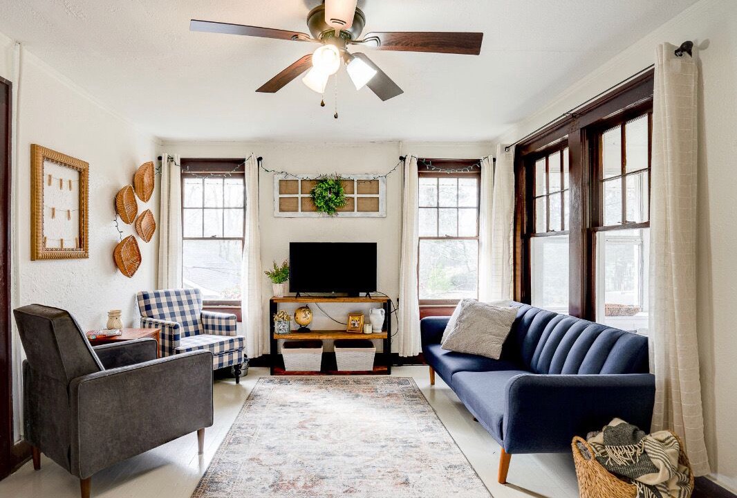 Photo of Livingroom in Laurel