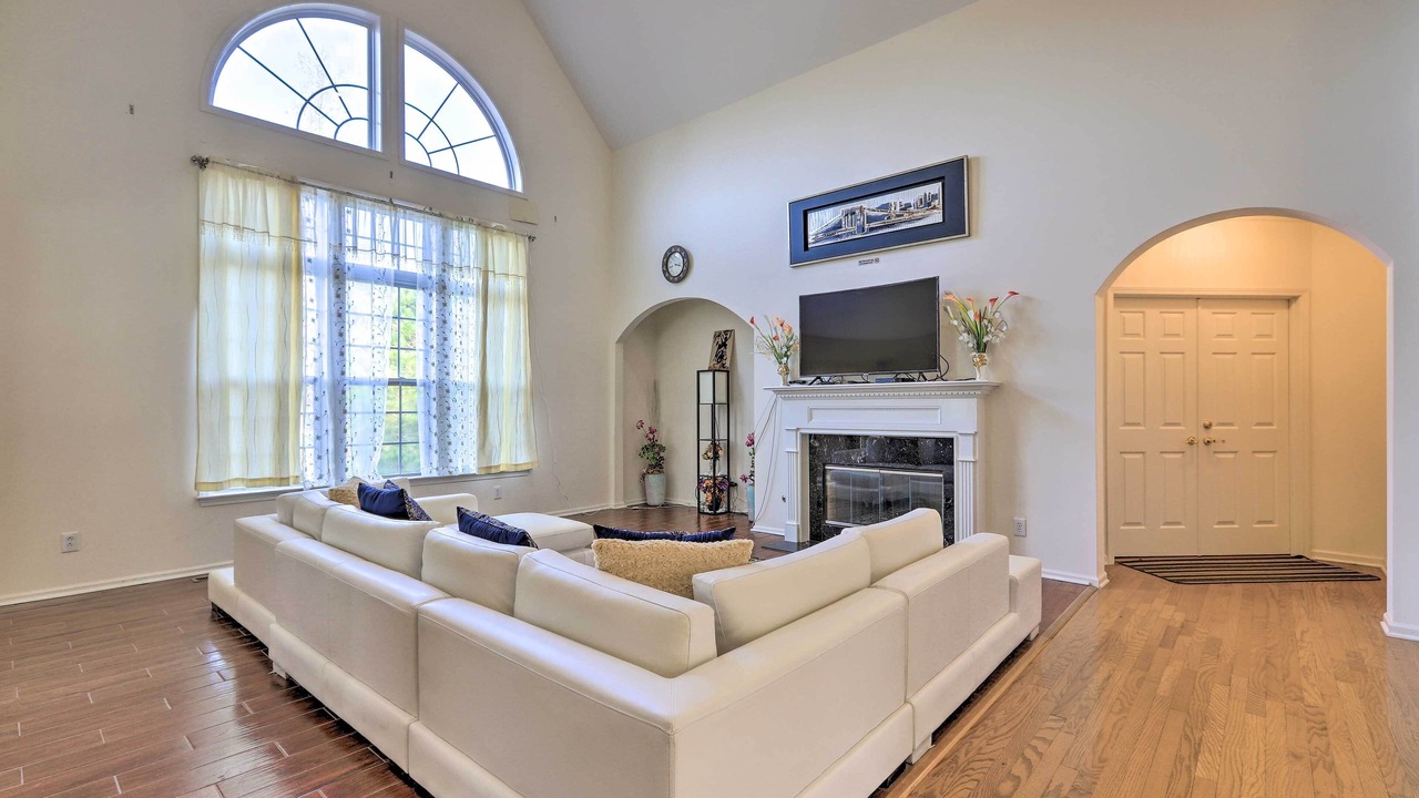Photo of Livingroom in Fairburn