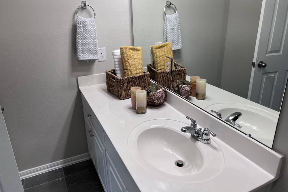 Photo of Bathroom in Iowa Colony