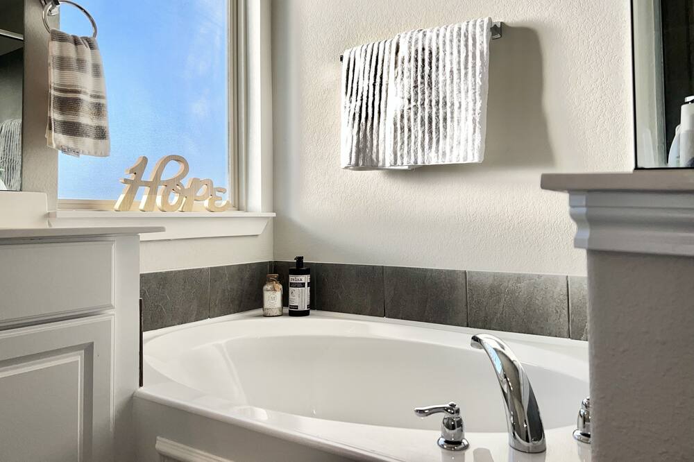 Photo of Bathroom in Iowa Colony