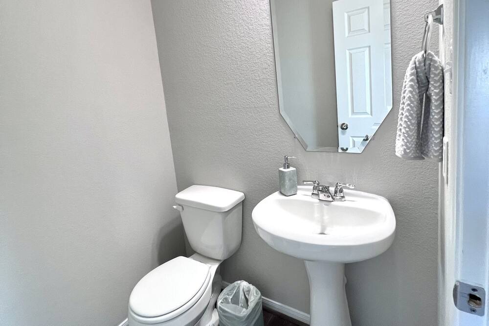 Photo of Bathroom in Iowa Colony