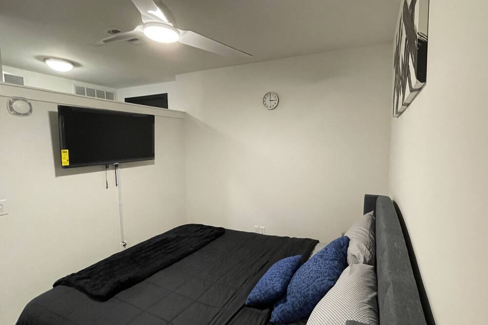 Photo of Bedroom in West Dallas