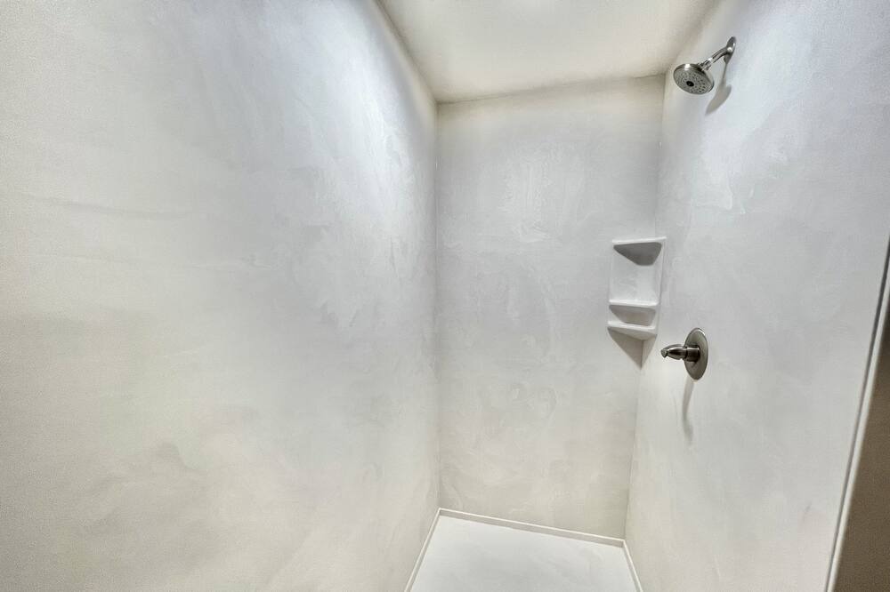Photo of Bathroom in Crawford
