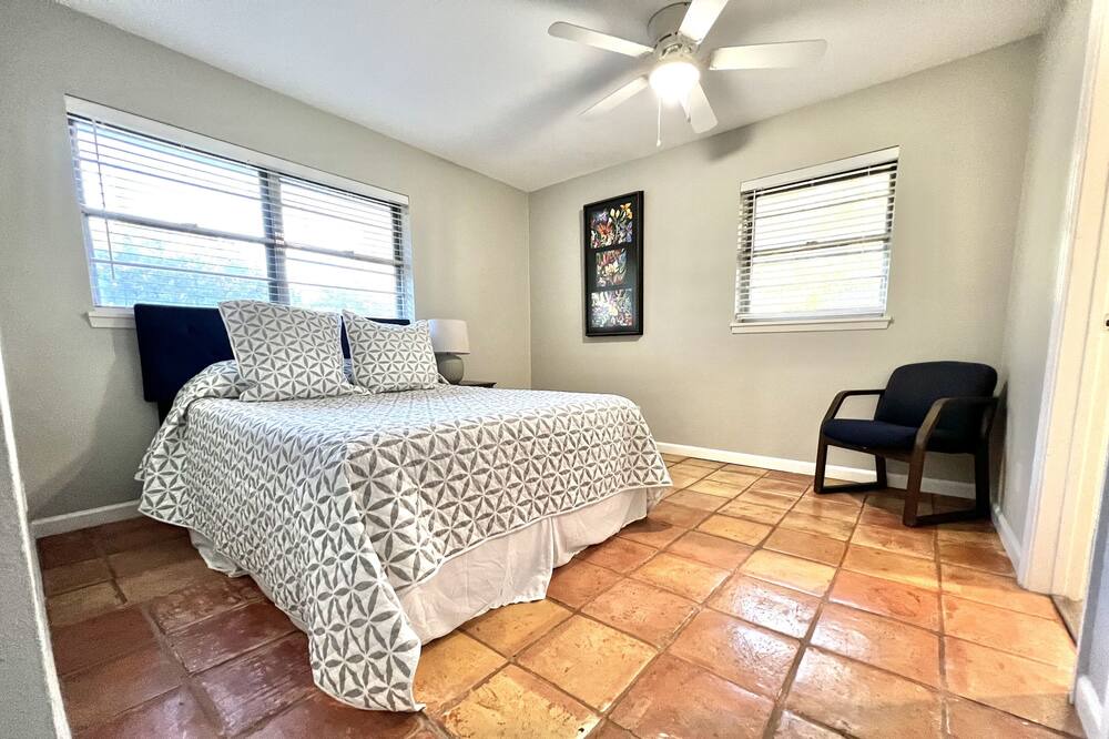 Photo of Bedroom in Crawford