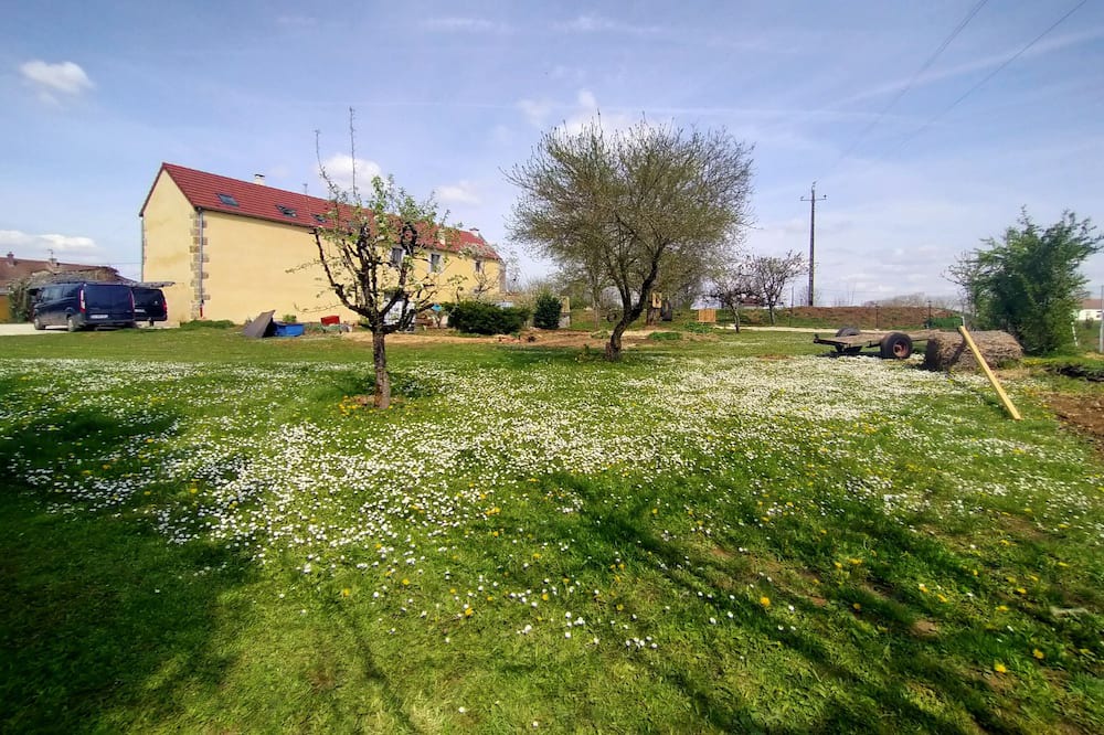 Photo of Outdoor in Savoisy