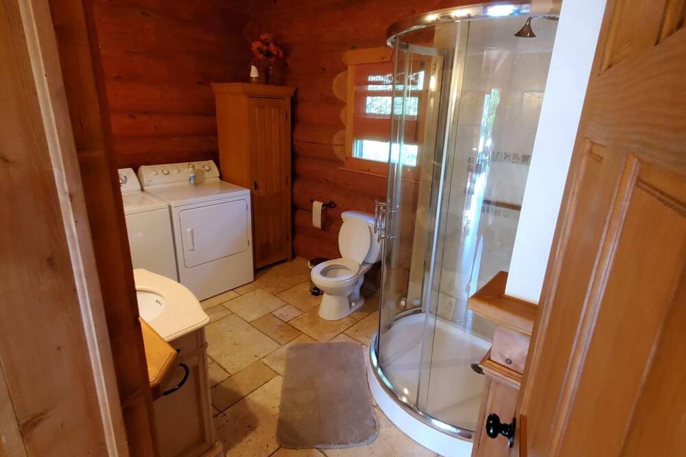 Photo of Bathroom in Saint Donat