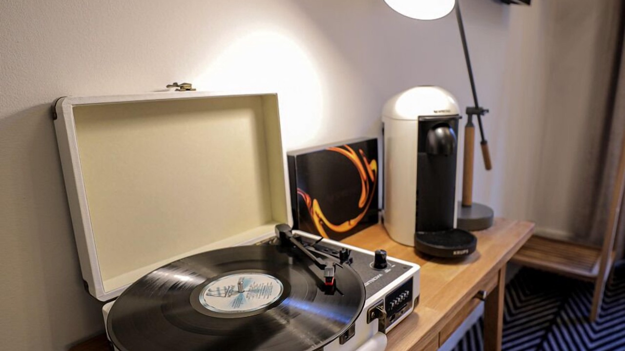 Photo of Bedroom in Kelvinbridge