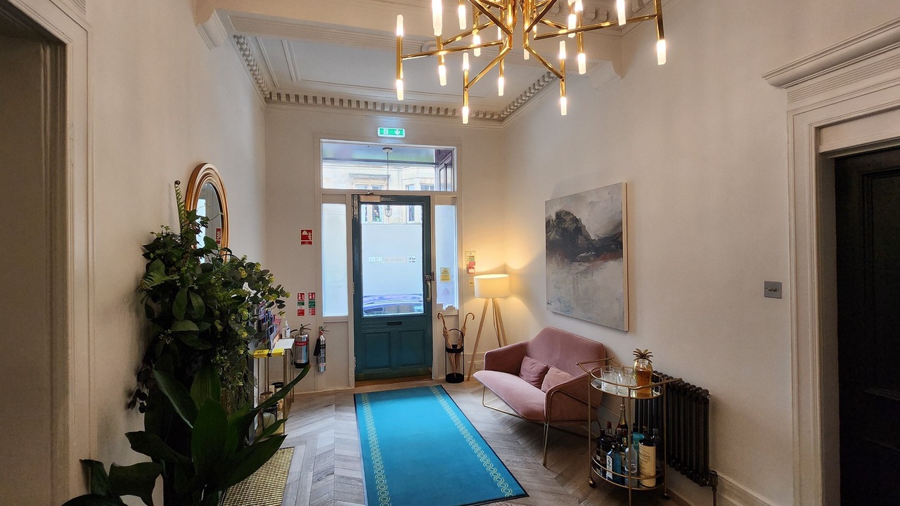 Photo of Others in Kelvinbridge