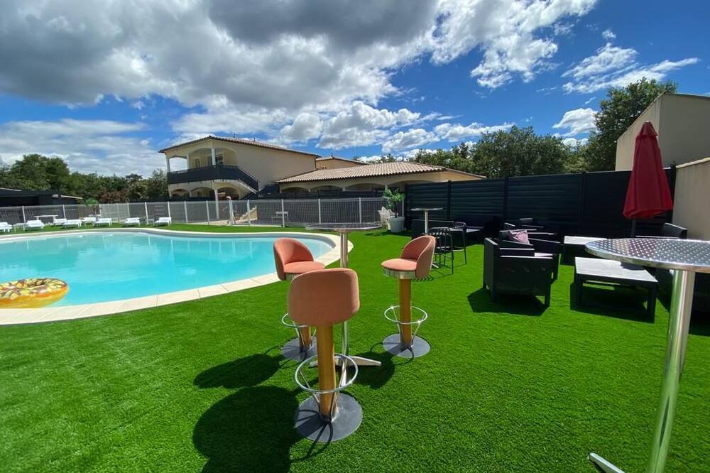 Photo of Outdoor in Labastide-de-Virac