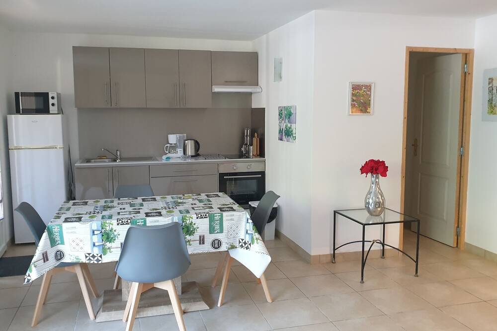 Photo of Kitchen in Labastide-de-Virac