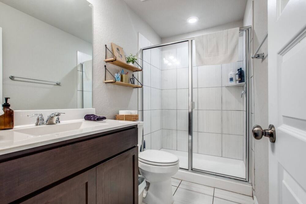 Photo of Bathroom in Heritage