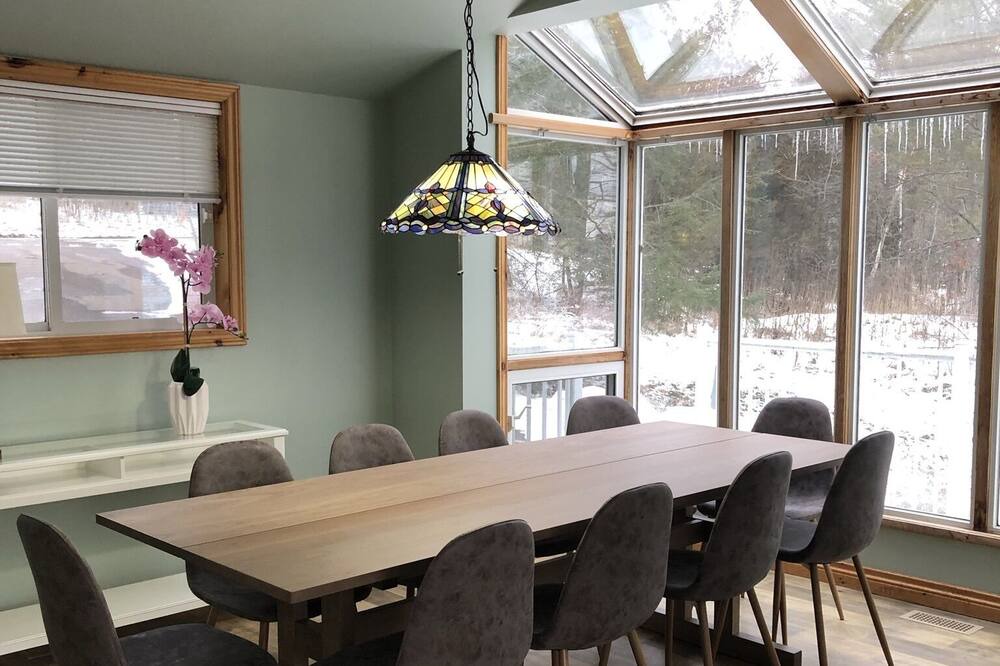 Photo of Kitchen in Gravenhurst