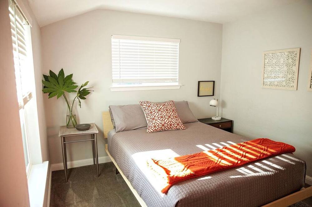 Photo of Bedroom in Carmichael