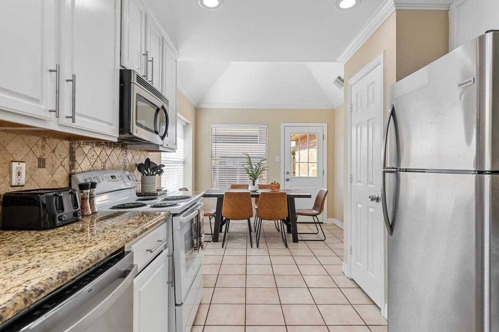 Photo of Kitchen in North Central Carrollton
