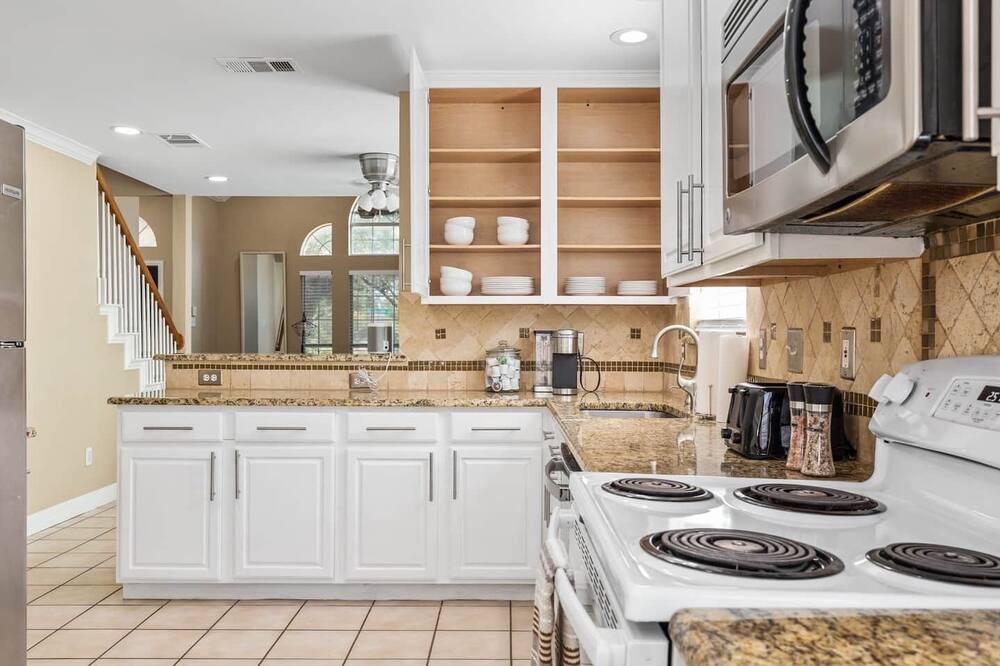 Photo of Kitchen in North Central Carrollton