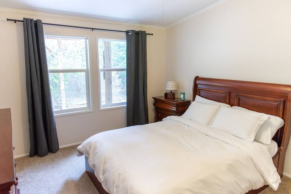 Photo of Bedroom in Concan