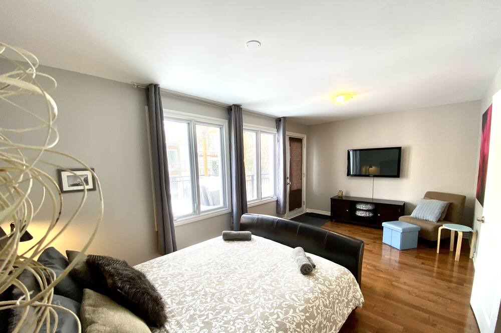 Photo of Bedroom in Gay Village