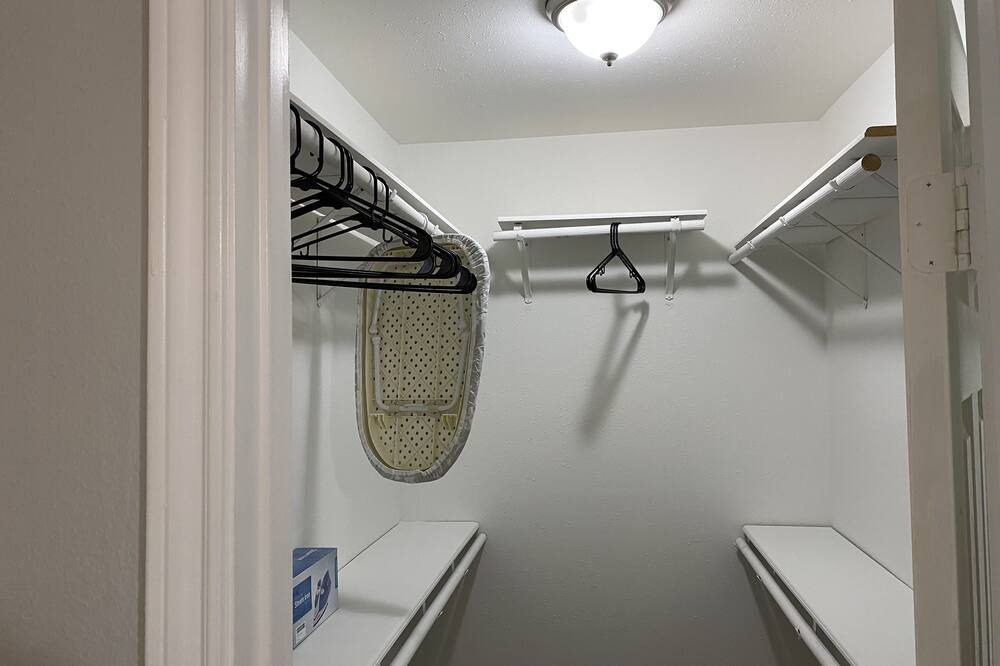 Photo of Bedroom in Pasadena