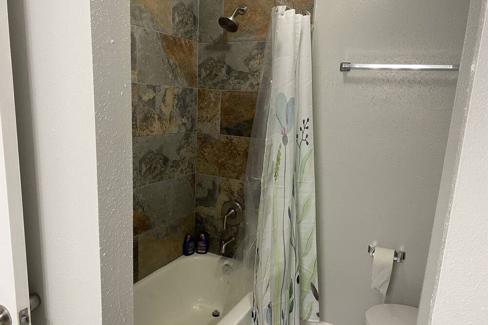 Photo of Bathroom in Pasadena