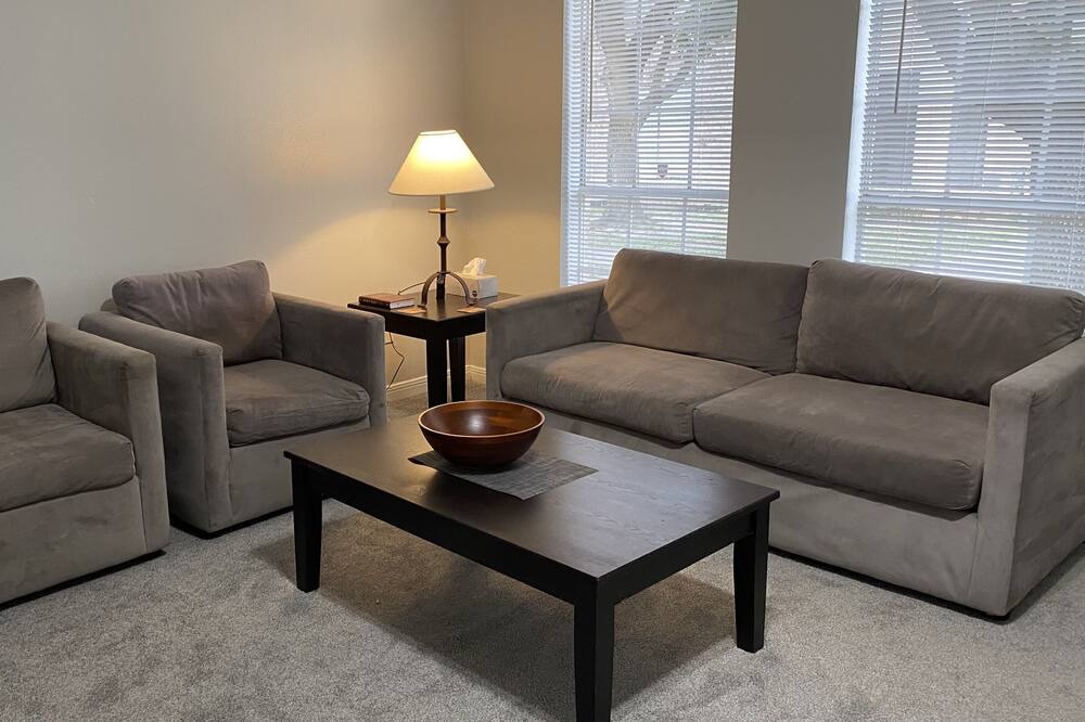 Photo of Livingroom in Pasadena