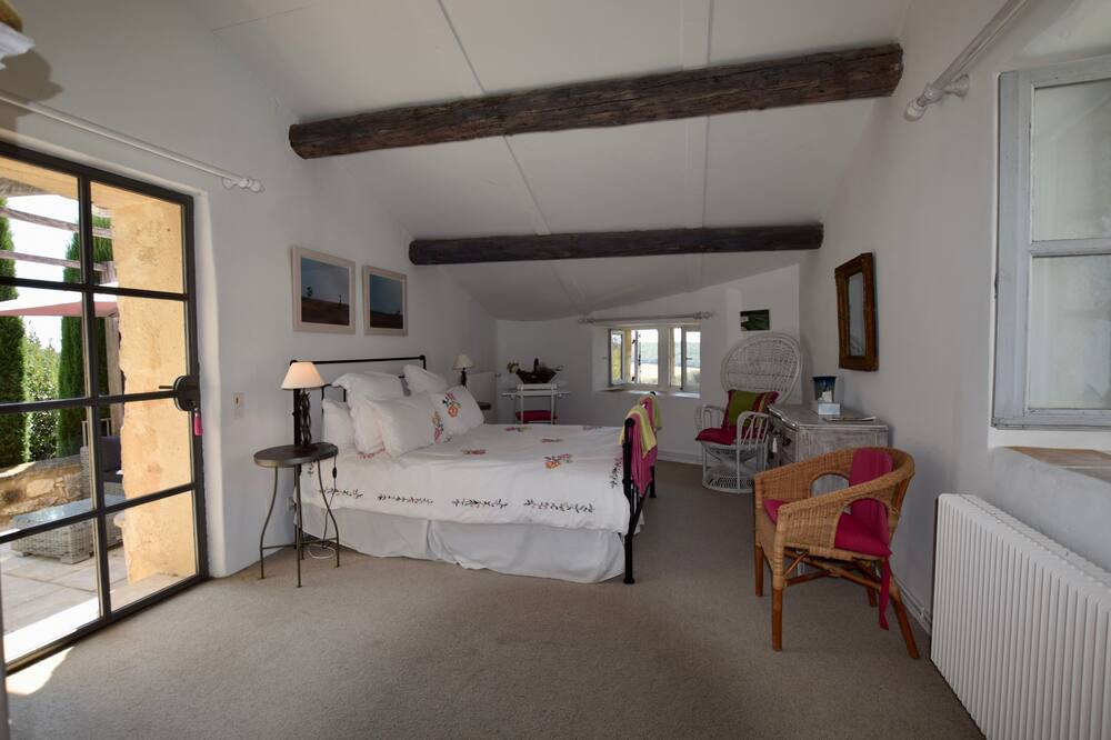 Photo of Bedroom in La Capelle-et-Masmolene