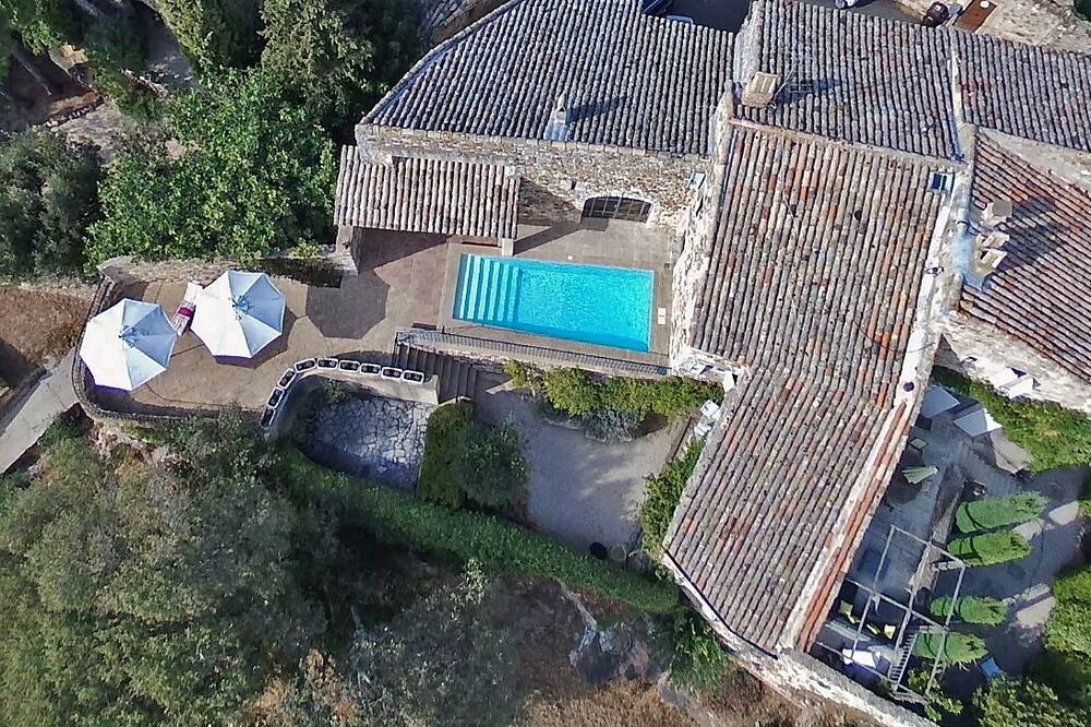 Photo of Outdoor in La Capelle-et-Masmolene