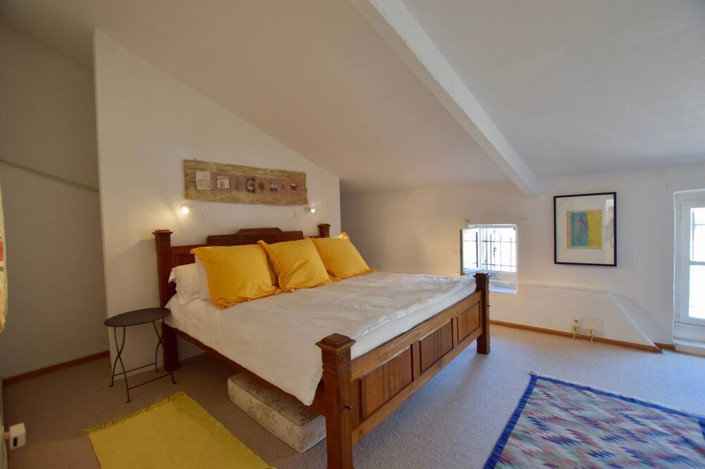 Photo of Bedroom in La Capelle-et-Masmolene