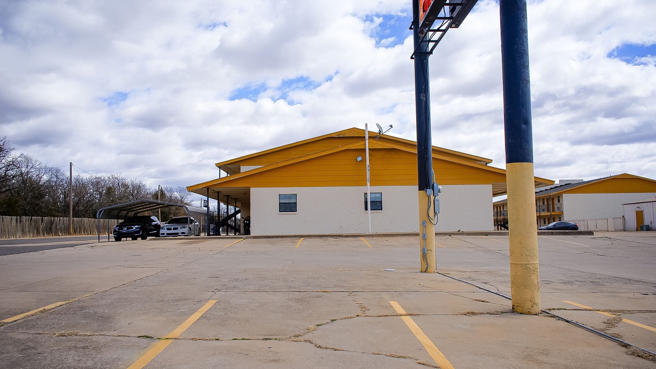 Photo of Outdoor in Duncan