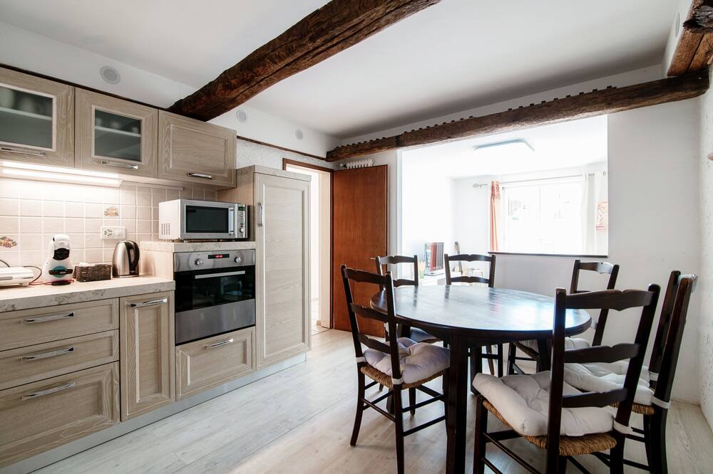 Photo of Kitchen in Torricella Taverne