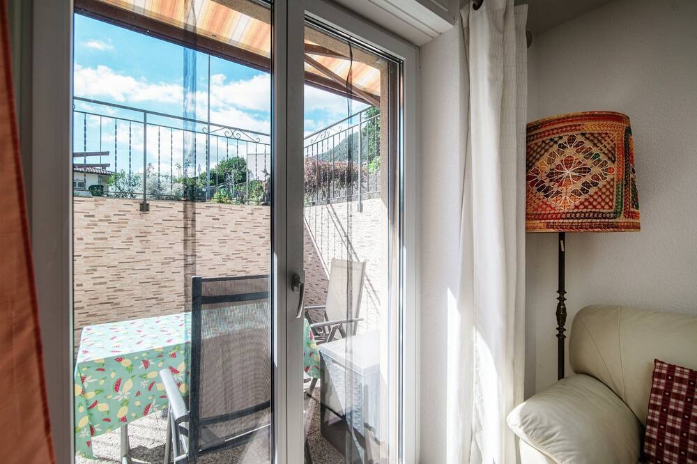 Photo of Livingroom in Torricella Taverne