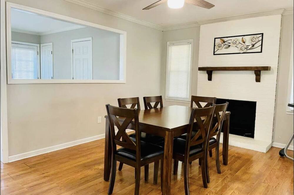 Photo of Kitchen in Elon