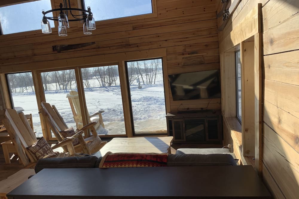 Photo of Livingroom in Long Prairie