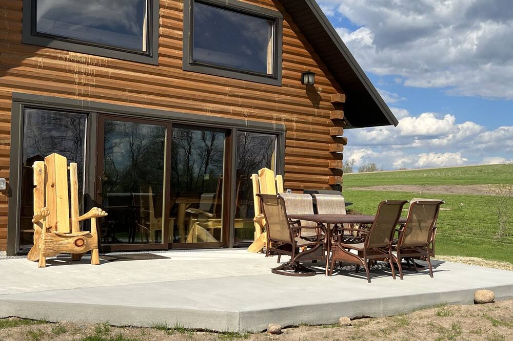 Photo of Patio Balcony in Long Prairie
