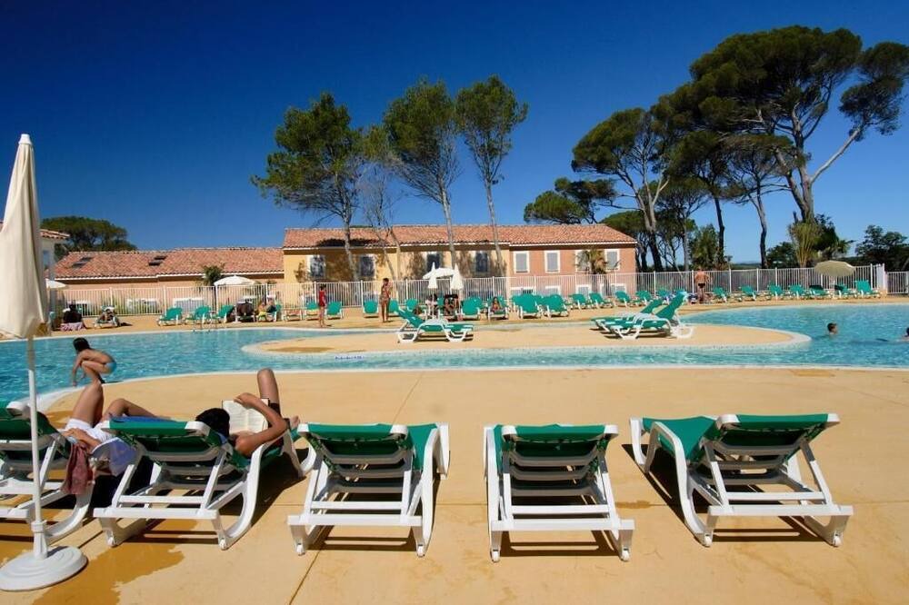 Photo of Outdoor in Calvisson