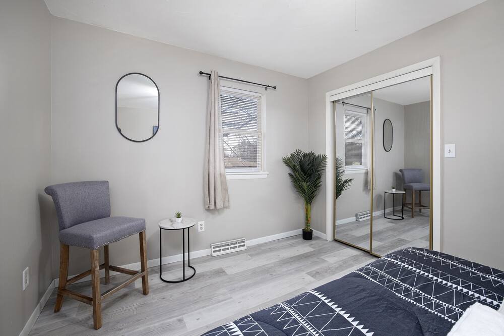 Photo of Bedroom in Brookline Station