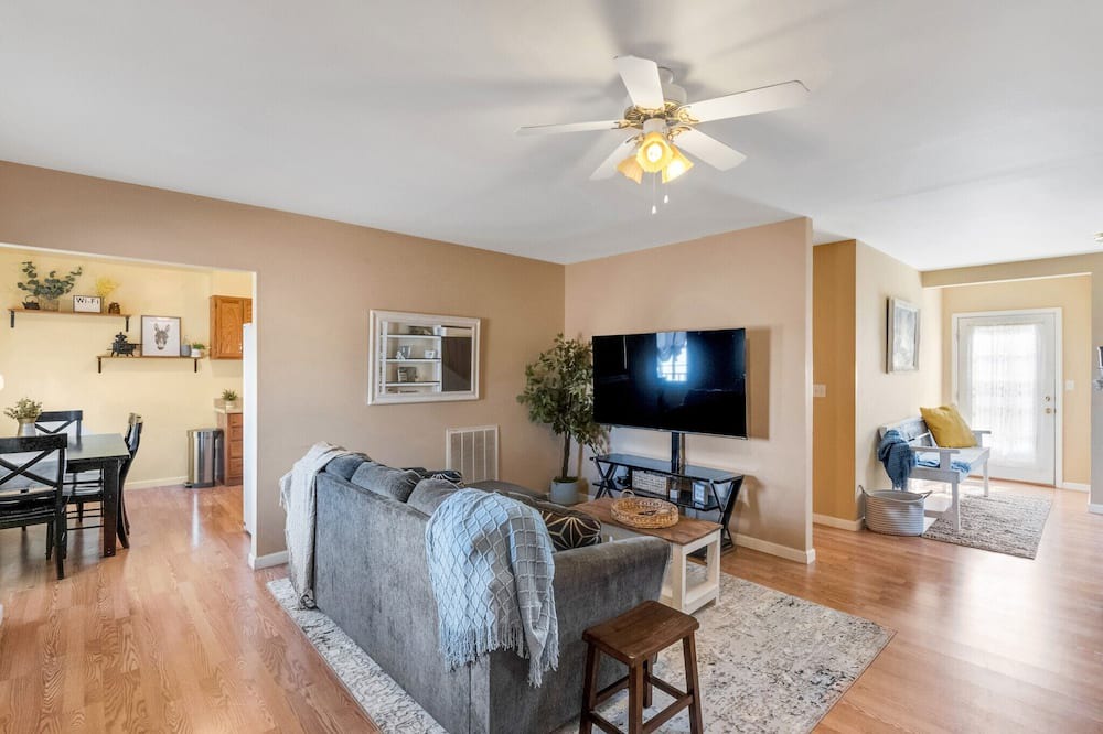 Photo of Livingroom in Columbia