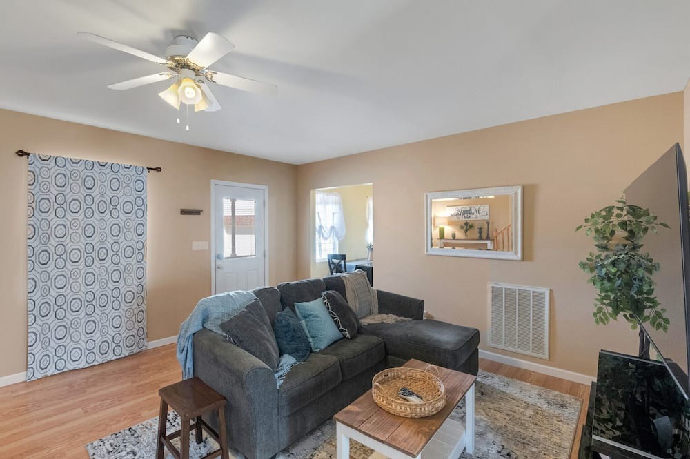 Photo of Livingroom in Columbia