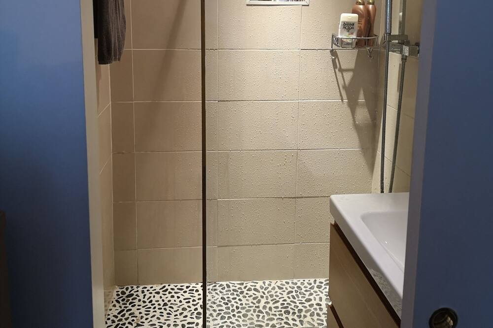 Photo of Bathroom in Les Bastions