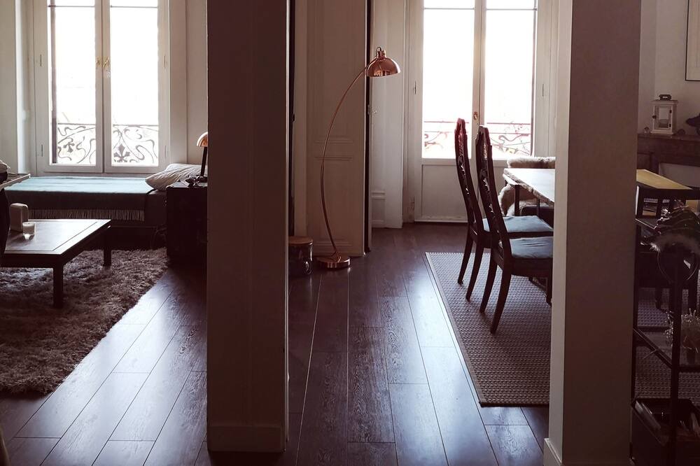 Photo of Livingroom in Les Bastions