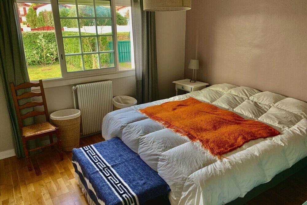 Photo of Bedroom in Ustaritz