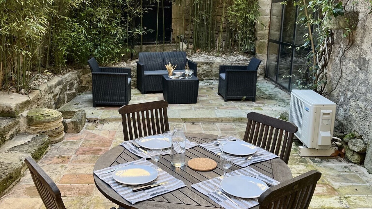 Photo of Outdoor in Aubais