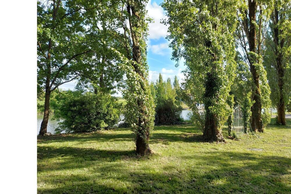 Photo of Outdoor in Marans