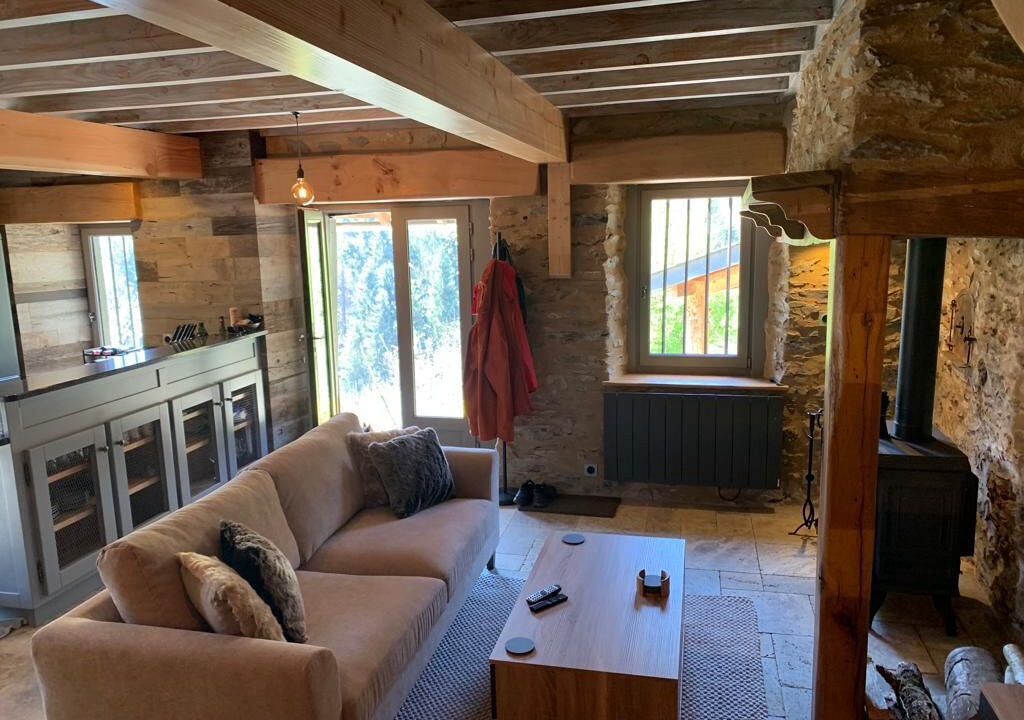 Photo of Livingroom in Louvie-Soubiron