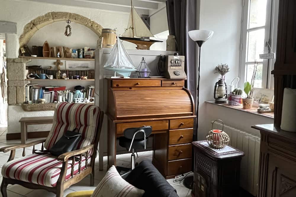 Photo of Bedroom in Saint-Juvat