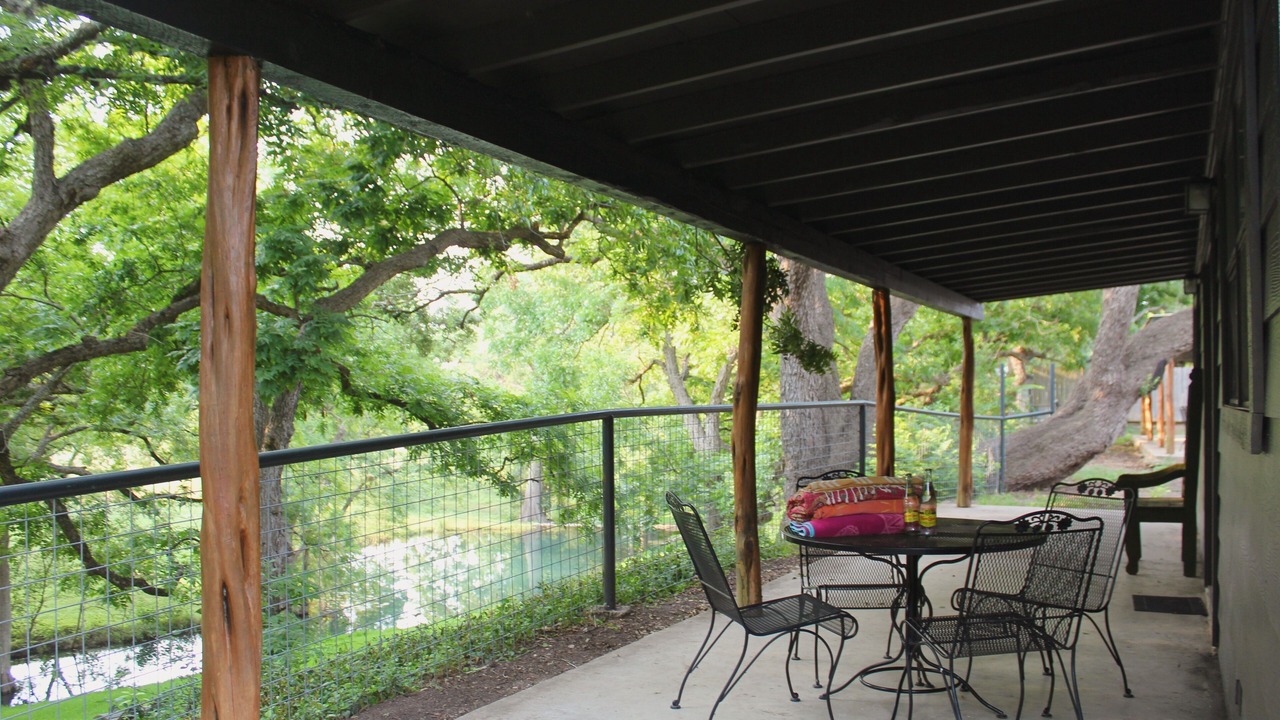 Photo of Outdoor in Leakey