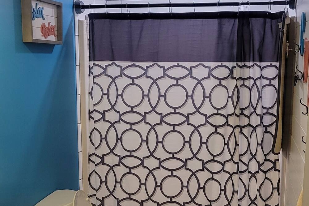 Photo of Bathroom in Treasure Lake