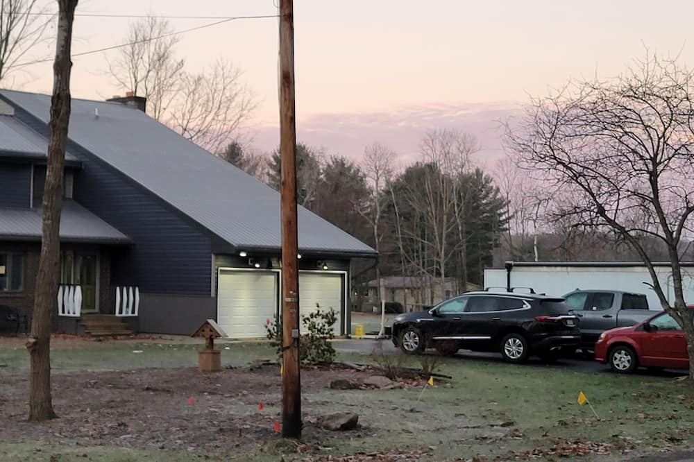 Photo of Outdoor in Treasure Lake